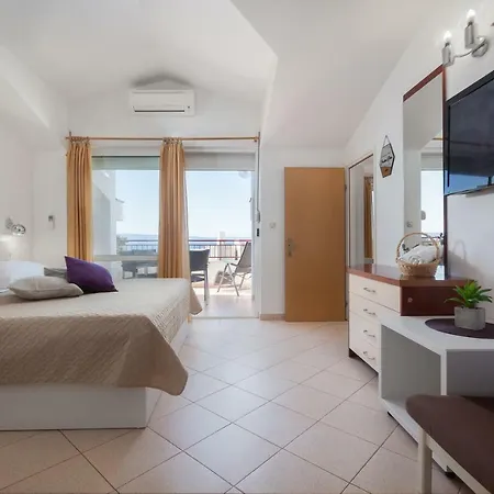 Nela Apartment Tucepi