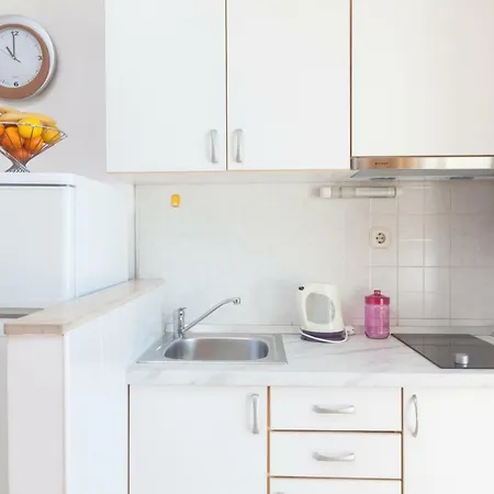 Apartment Nela *